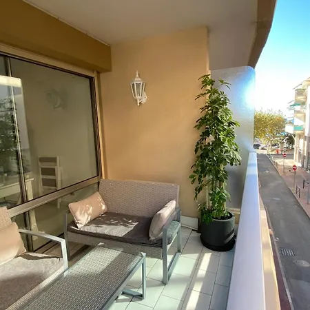 Studio Terrasse A 30M Des Plages Saint-Raphaël Exterior foto